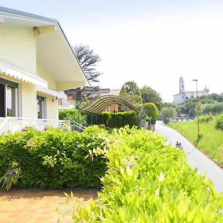 Tatil Evi Holiday Home By Lake Garda With Garden