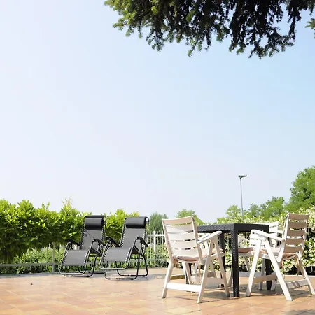 By Garda With Garden * ラツィーゼ